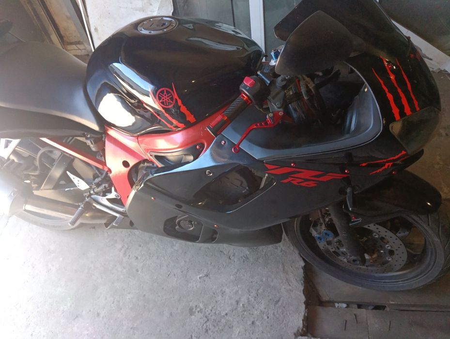 В продаже, Yamaha R 6.