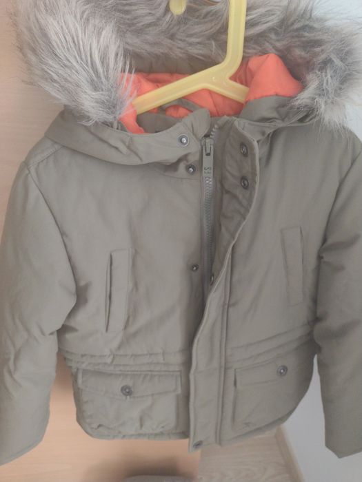 Casaco impermeável e acolchoado