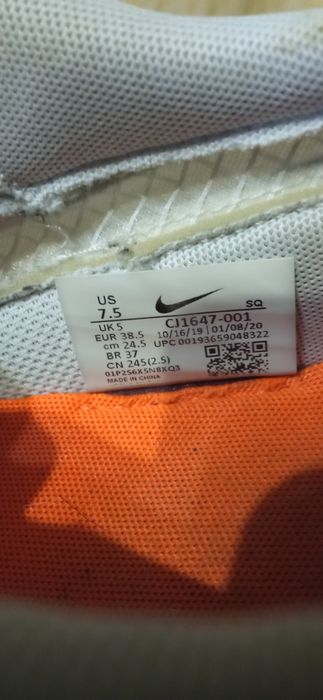 Buty Nike Air Force 1'07 SE rozmiar 38,5