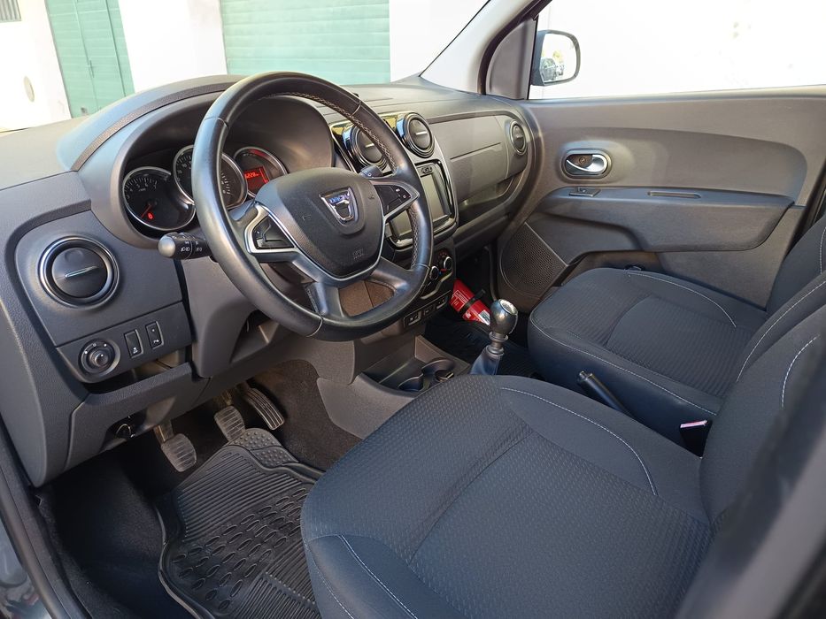 126.000km Dacia Lodgy 7 Lugares 1.5 DCI 110cv 2017