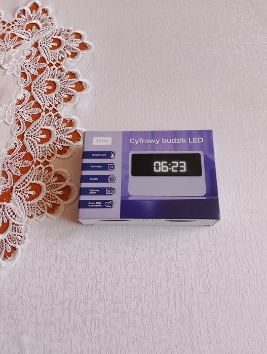 Cyfrowy budzik LED firmy setty