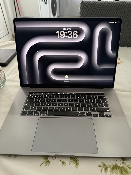 Vendo Macbook Pro 16”