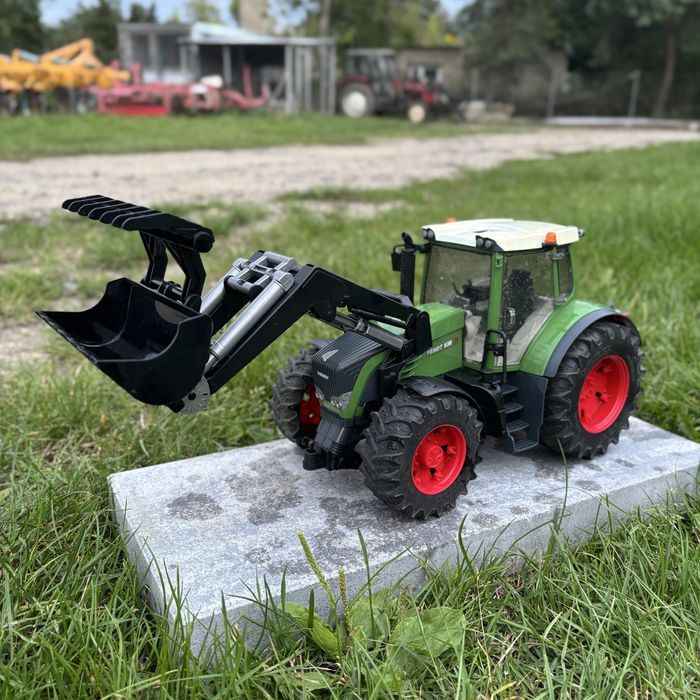 Traktor Ciągnik BRUDER Fendt 936 Vario + Ładowacz czołowy