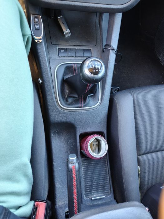 Golf v TDI 5 lugares asz 130