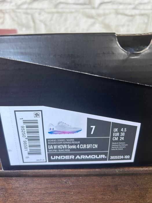 Buty sportowe UNDER ARMOUR Hovr