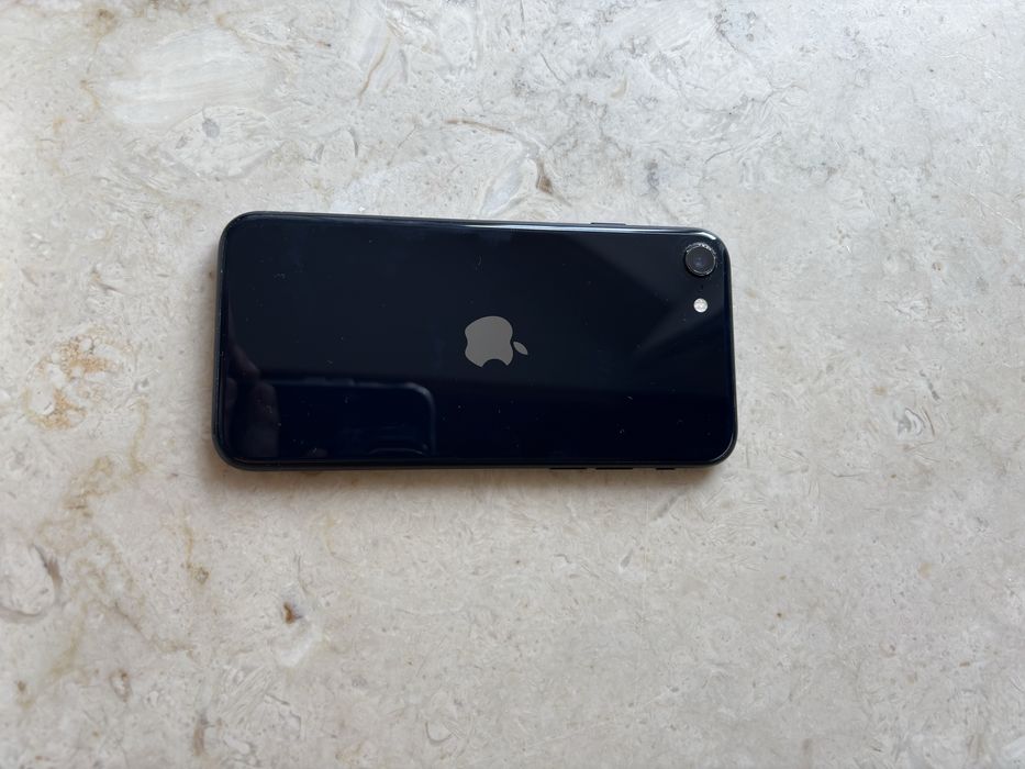 Iphone SE 2022 (3 geração) 64 GB- caixa, fones e capa