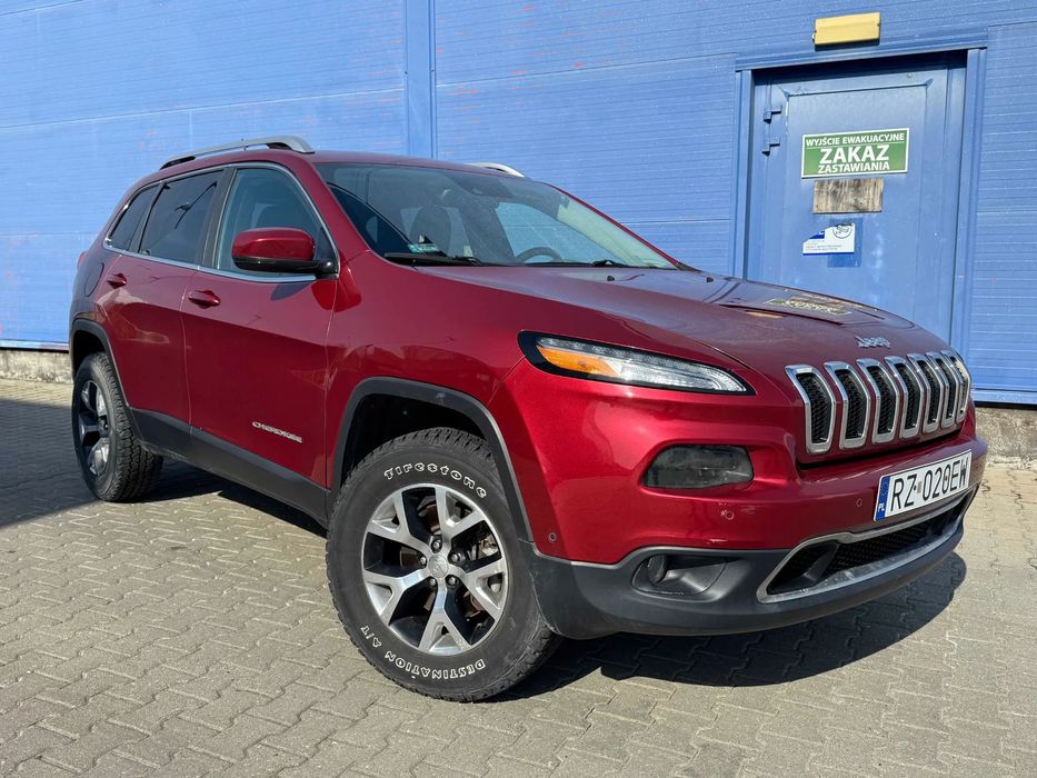 Jeep Cherokee 2014r/ 2.4 benz 184km/ Limited/ niski przebieg/ bogate wypos/ kamera