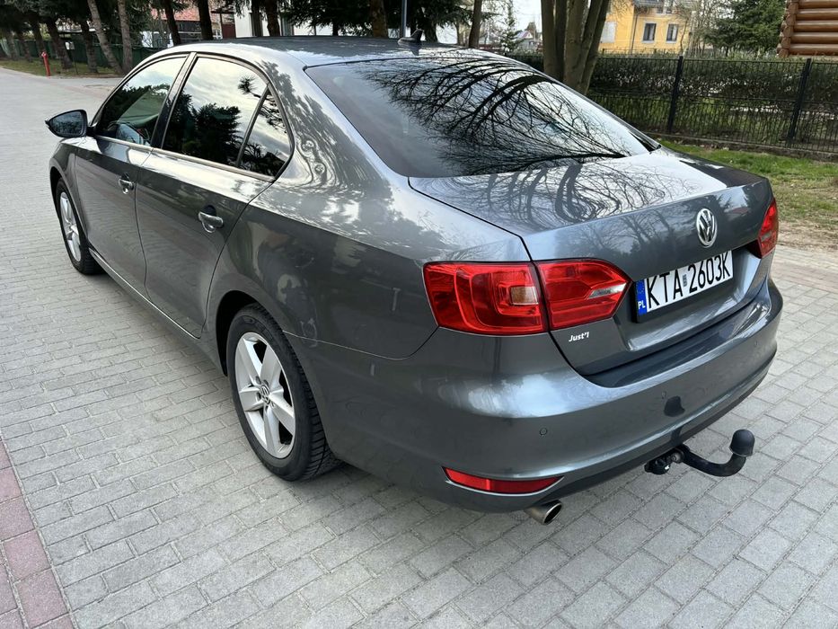 Volkswagen Jetta 1.6 TDI sedan Diesel manual ekonomiczna