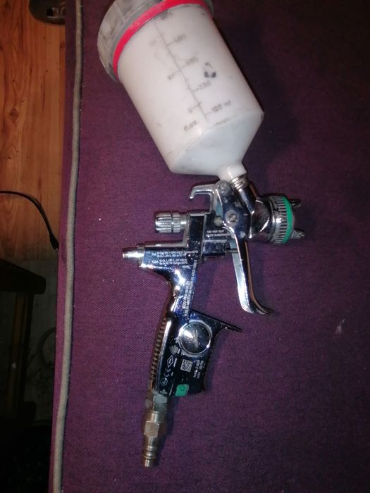 Pistolet lakierniczy SATA 4000B