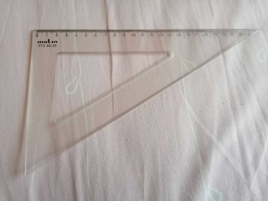 Lote de Material Escolar - 8 Artigos Incluídos