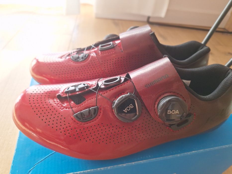 Shimano RC7 サイズ42E SHIMANO Buty RC7 (RC702), białe, rozmiar 42 szerokie