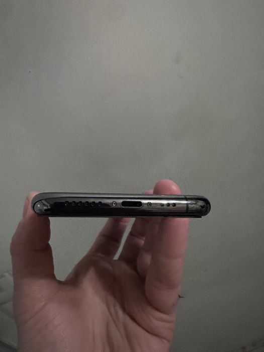 Iphone 11 pro 256 gb ідеальний стан