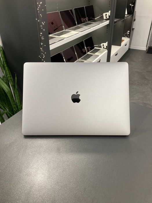 Ноутбук MacBook Pro 15’’ 2018 i7 16 / 256 + 4GB ГАРАНТІЯ 89065