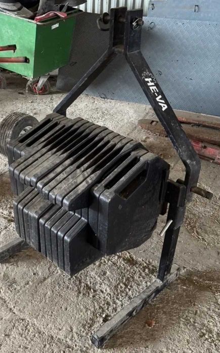 Obciążnik MF Ferguson Ursus 45 kg 4x55 kg i zaczep 60 kg + wspornik balast, 12x valtra