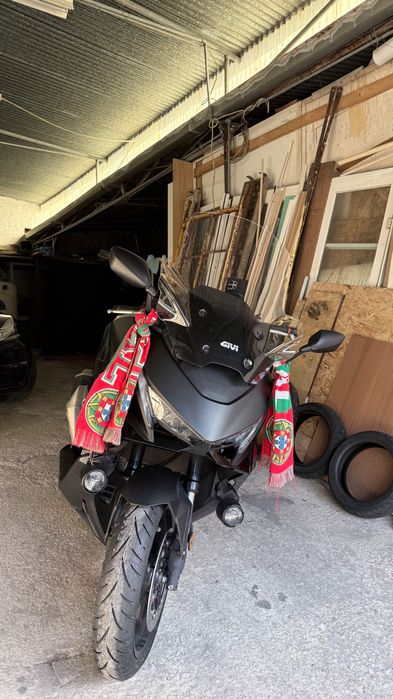 Honda Forza 750 DCT 2025 | 14.000 km | Muitos extras Honda | 10.950 €