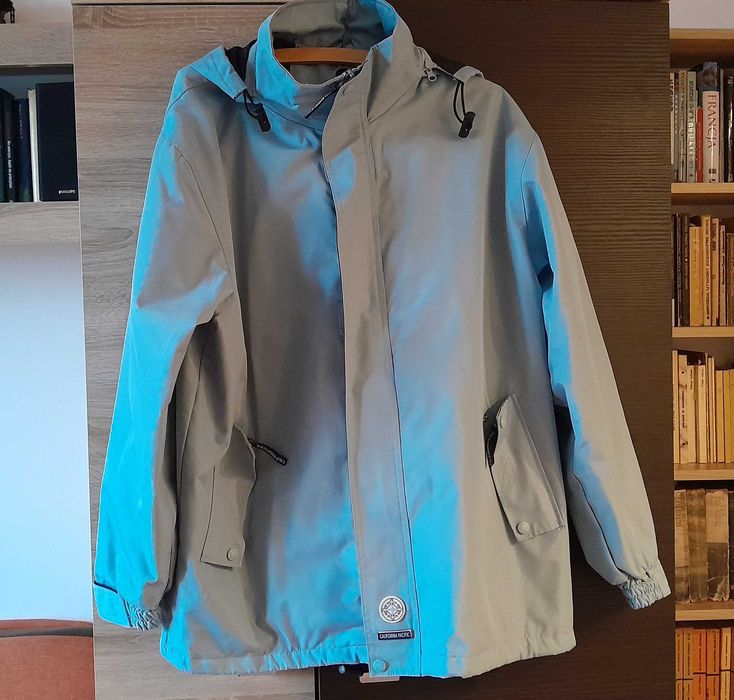 Kurtka damska M/L . Zimowa, jesienna, wiosenna. Na zawody i wyprawy