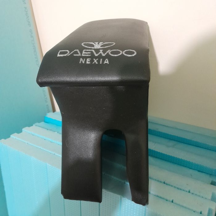 Подлокотник Дэу Нексия