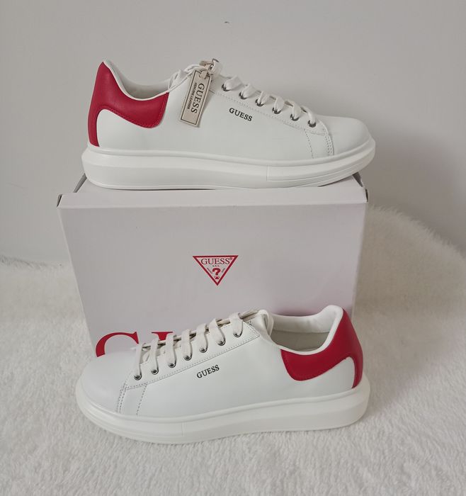 Skórzane sneakersy guess rozmiar 46 casual