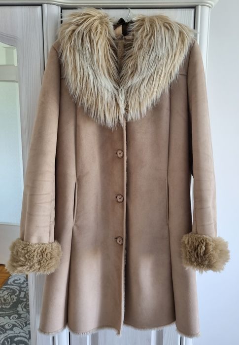 Kożuch damski z futerkiem  M