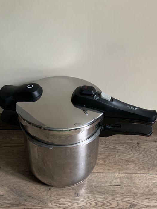 Скороварка пароварка Berghoff 22 см 7 л