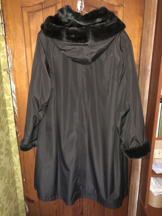 Продам женское зимнее  пальто