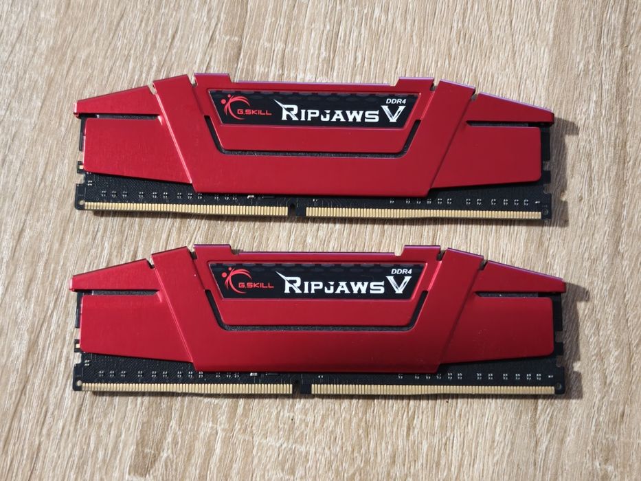 Kit de RAM DDR4 16GB 2400MHz (2x8)
