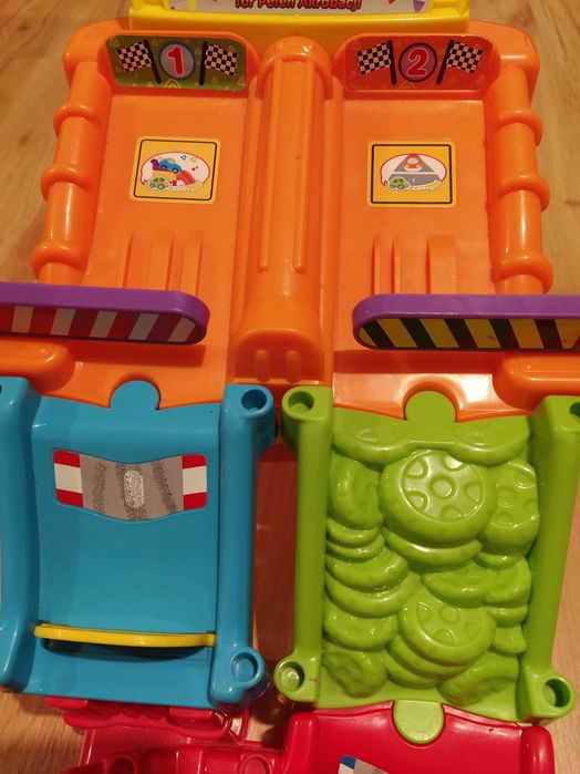 Tut Tut Autka - Tor Pełen Akrobacji VTECH