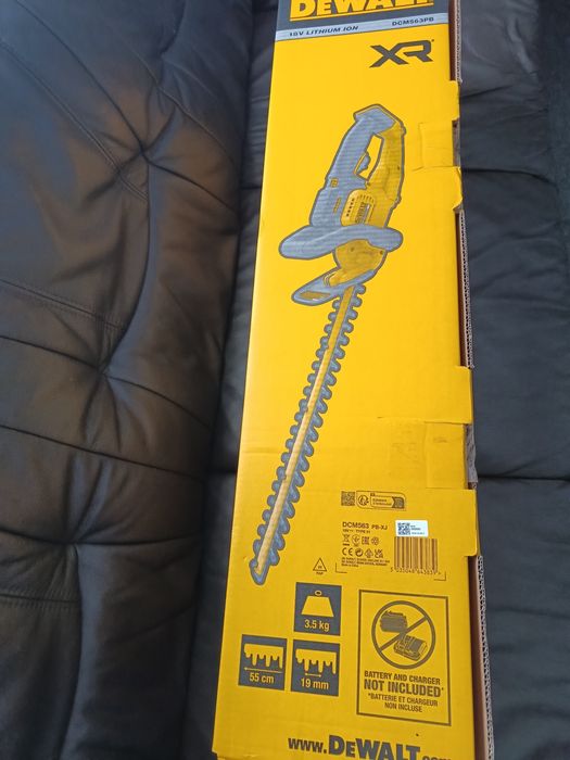 Кущеріз DeWalt DCM563PB