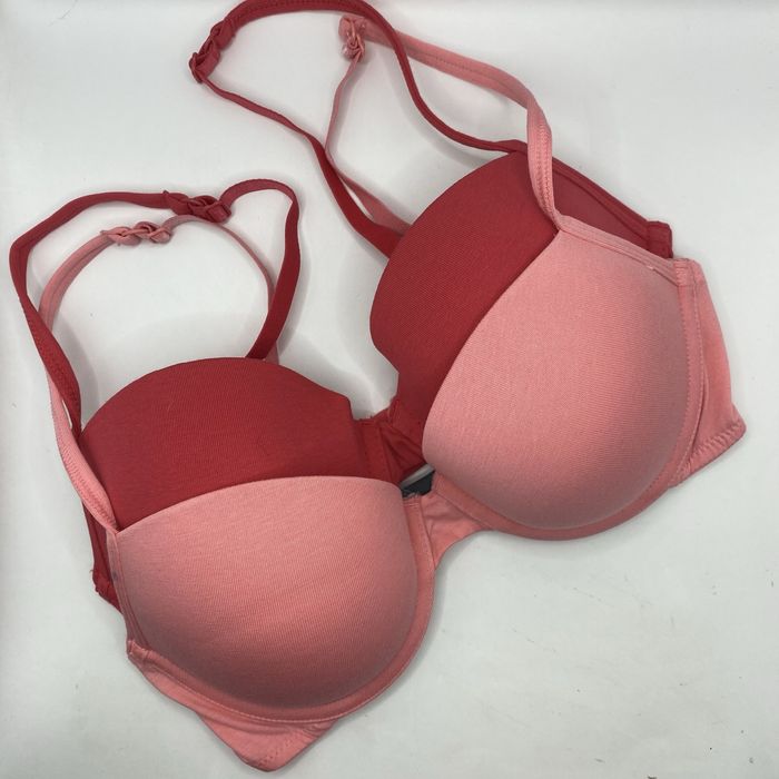Набір жіночих бюстгальтерів- р. 75B