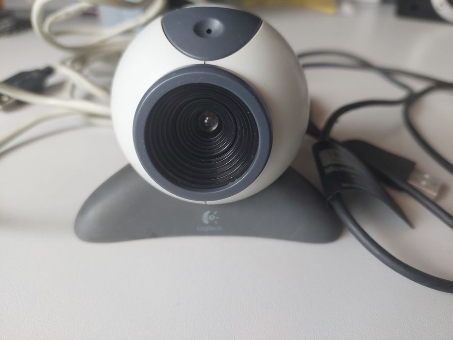 Kamerki internetowe Logitech i Microsoft LifeCam VX-1000