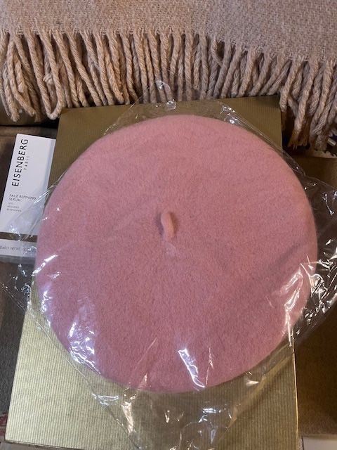 Французький берет, вовна, світло рожевий