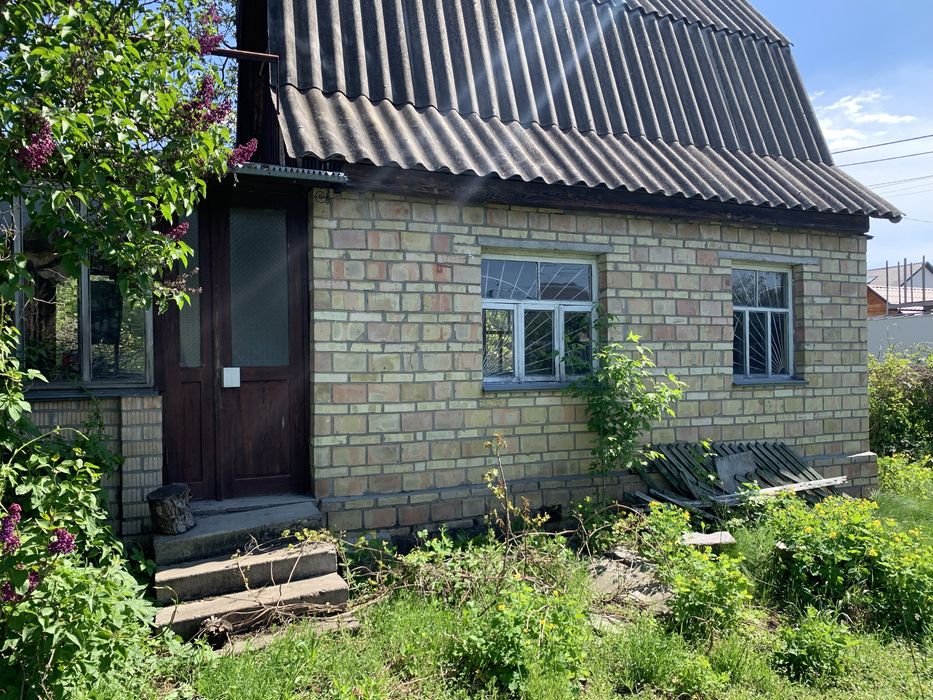 Продаж будинку 40кв м. зем. ділянка 5.4 сотки Садова 58. До метро 2 км