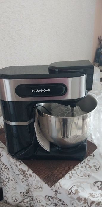 Міксер тістоміс KASANOVA