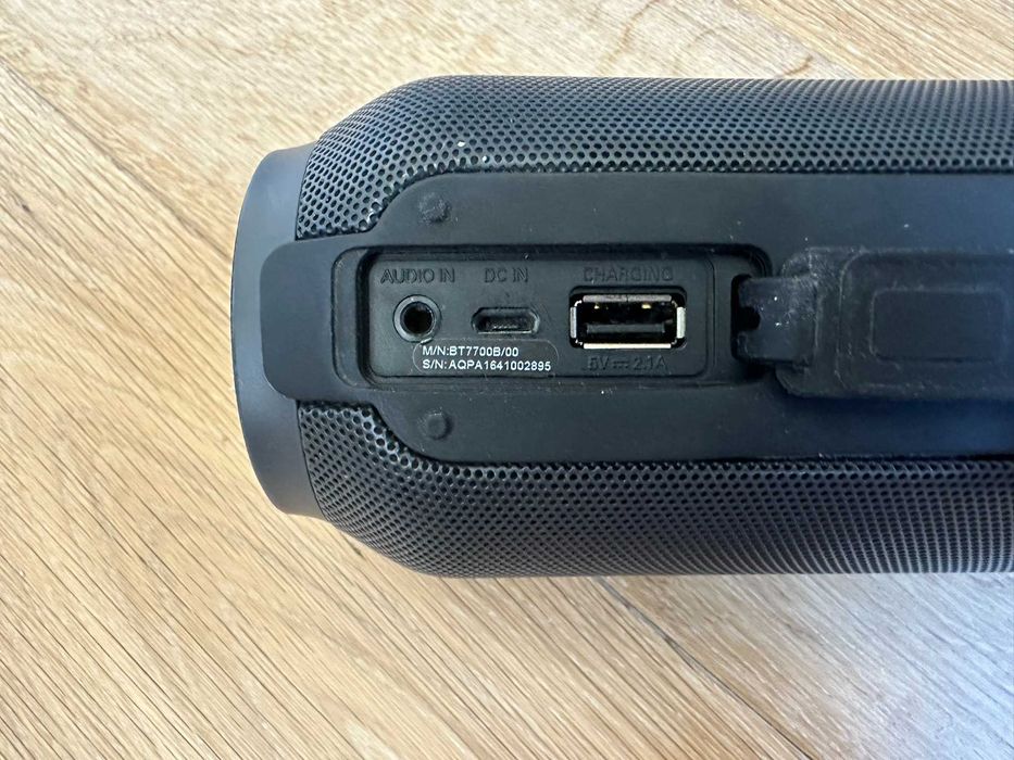 Philips przenośny głośnik bezprzewodowy Bluetooth BT7700 JBL Flip Bose