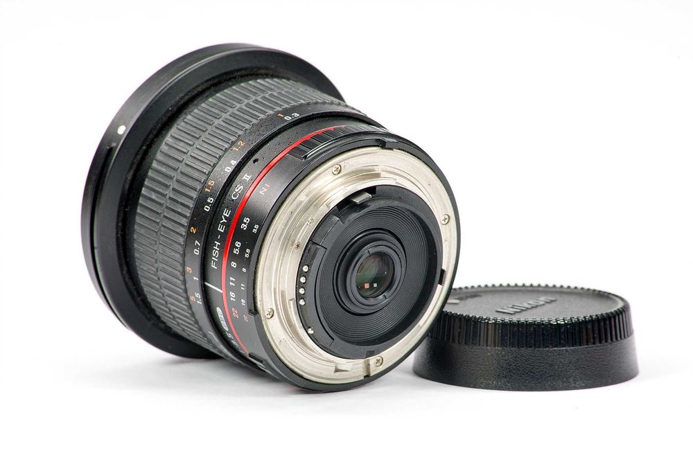 Samyang 8 mm f/3.5 UMC CS II Rybie-Oko – Nikon, stan bardzo dobry