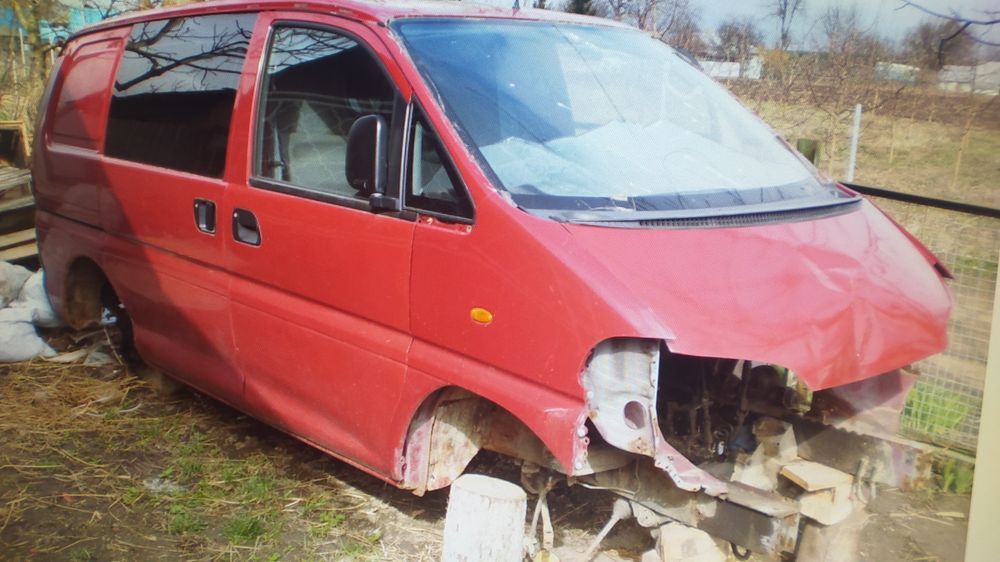 Продам мітсубіши Л 400 деліка L 400