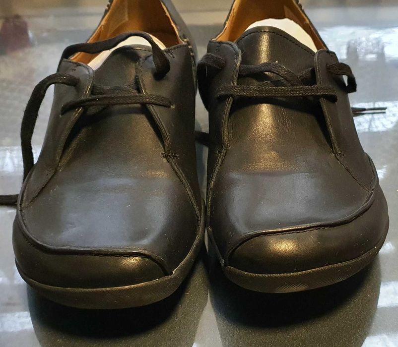 Туфлі Clarks.шкіряні зовні і всередині