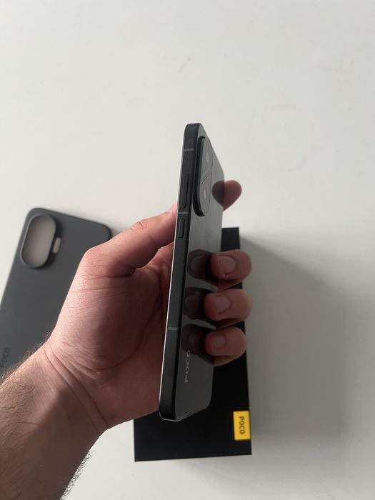 Xiaomi Poco F7 12/512