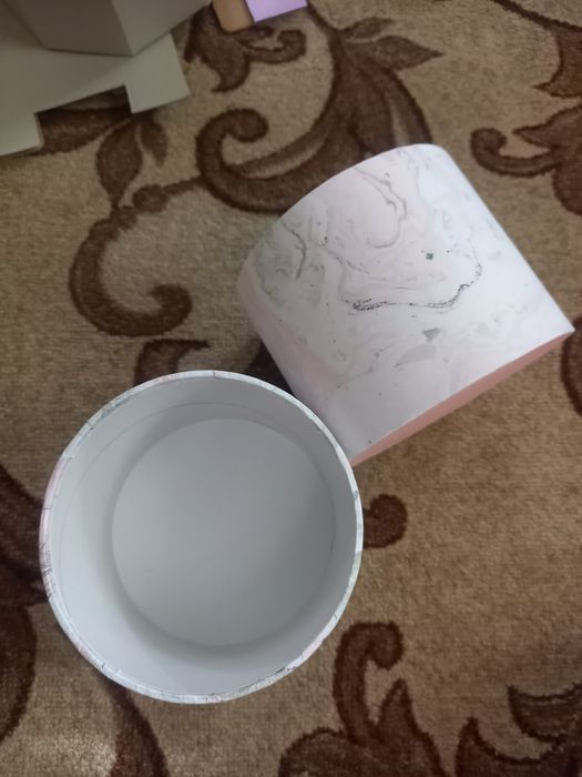 Сумочки та коробочки для флористики, колби для квітів