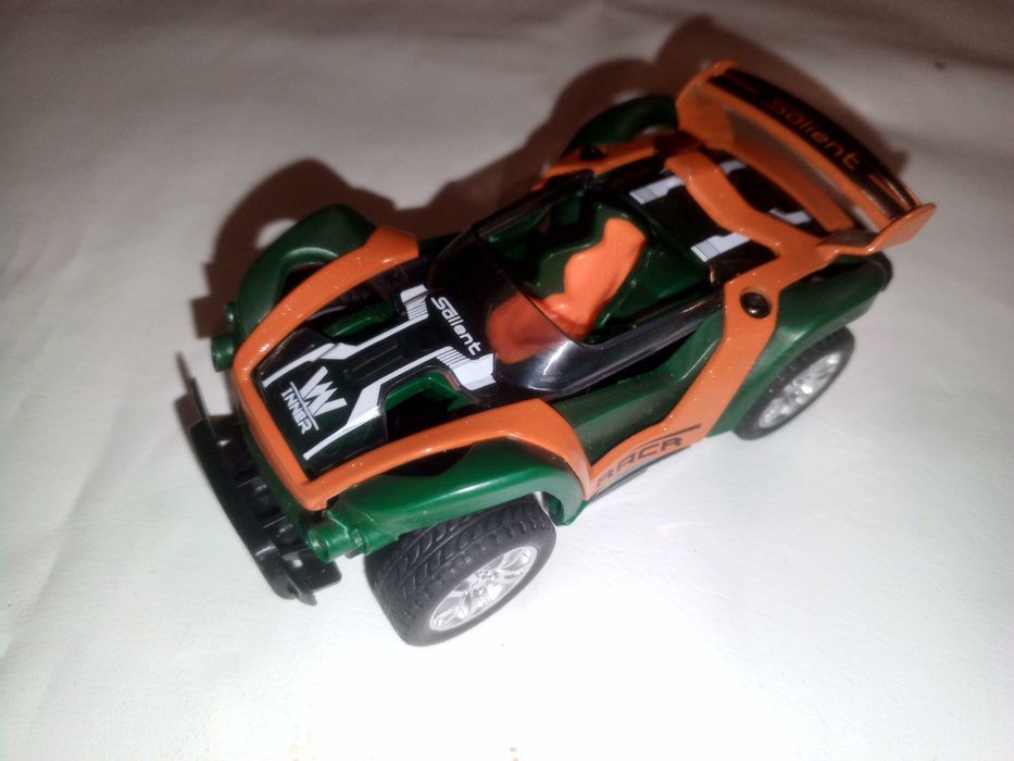 Ігрушечна машинка RACR Sallent Inner.