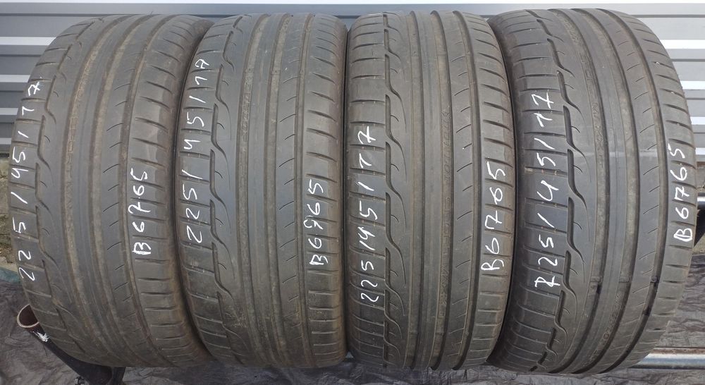 225/45/17 Dunlop Sport Maxx RT 91W