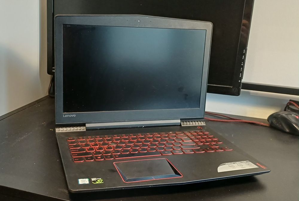 Lenovo Legion Y520 - i7-7700HQ | GTX 1060 | 1TB SSD NVMe | 16GB RAM