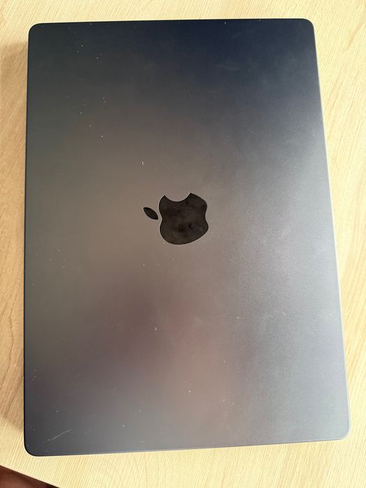MacBook Pro 14  M3 PRO, 18/512  BATERIA 100%
