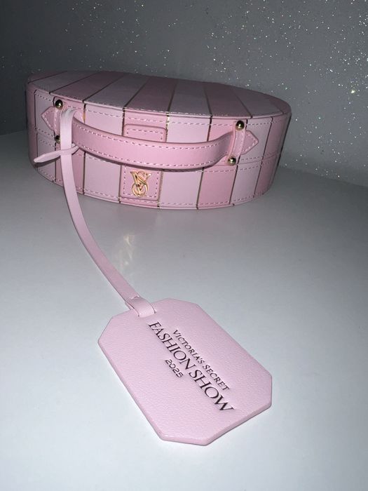 Bombshell Runway woda perfumowana Victoria Secret