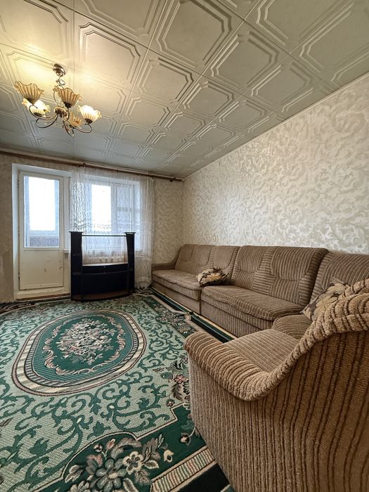 Здам на рік і більше чотирикімнатну квартиру в Чорноморську.