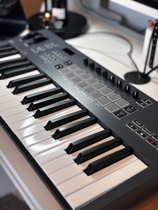 Novation FLKEY 37 - Świetny stan!