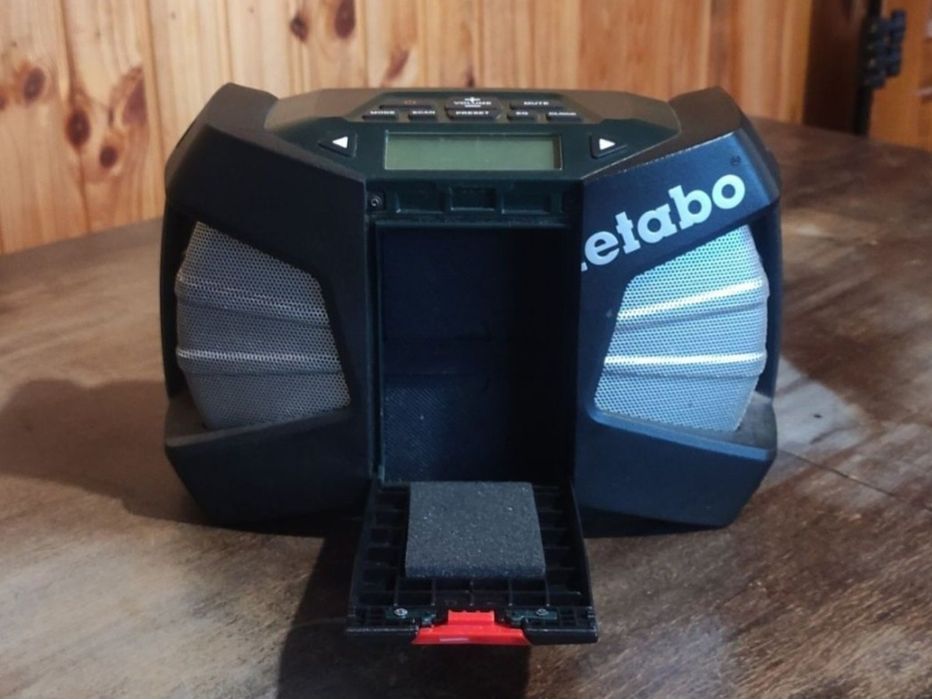 Строительное радио metabo