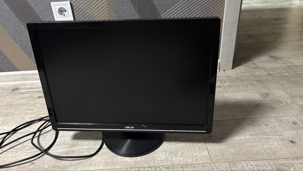 Продам монітор ASUS VW221D