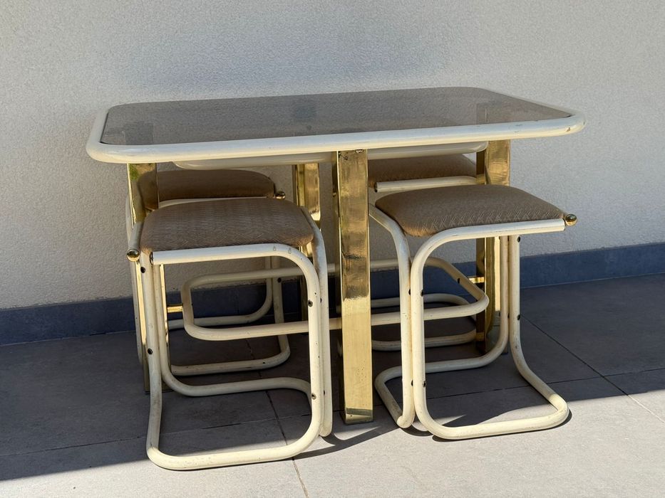 Mesa vintage vidro  + 4 bancos – Anos 70/80