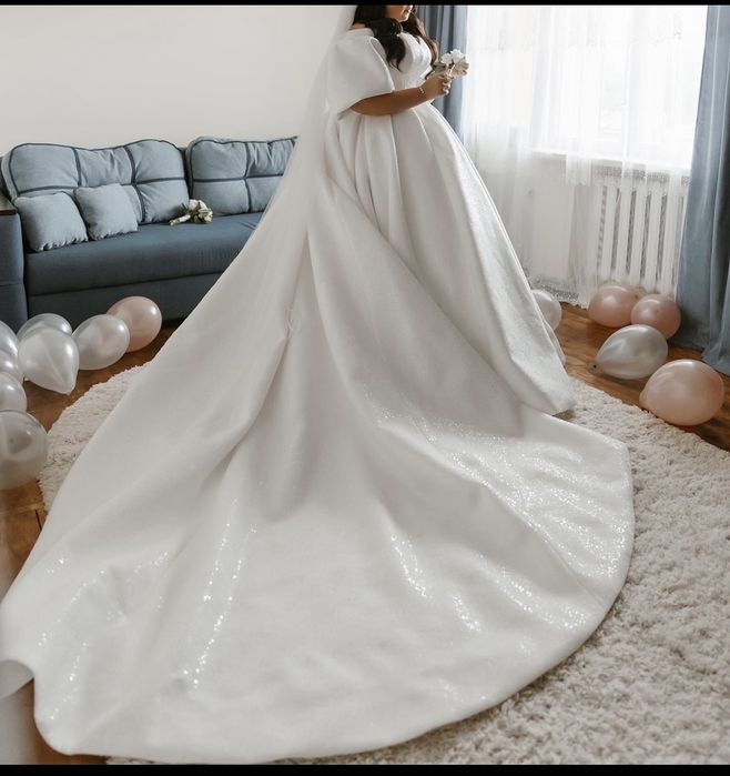 Весільна сукня Milla Nova.